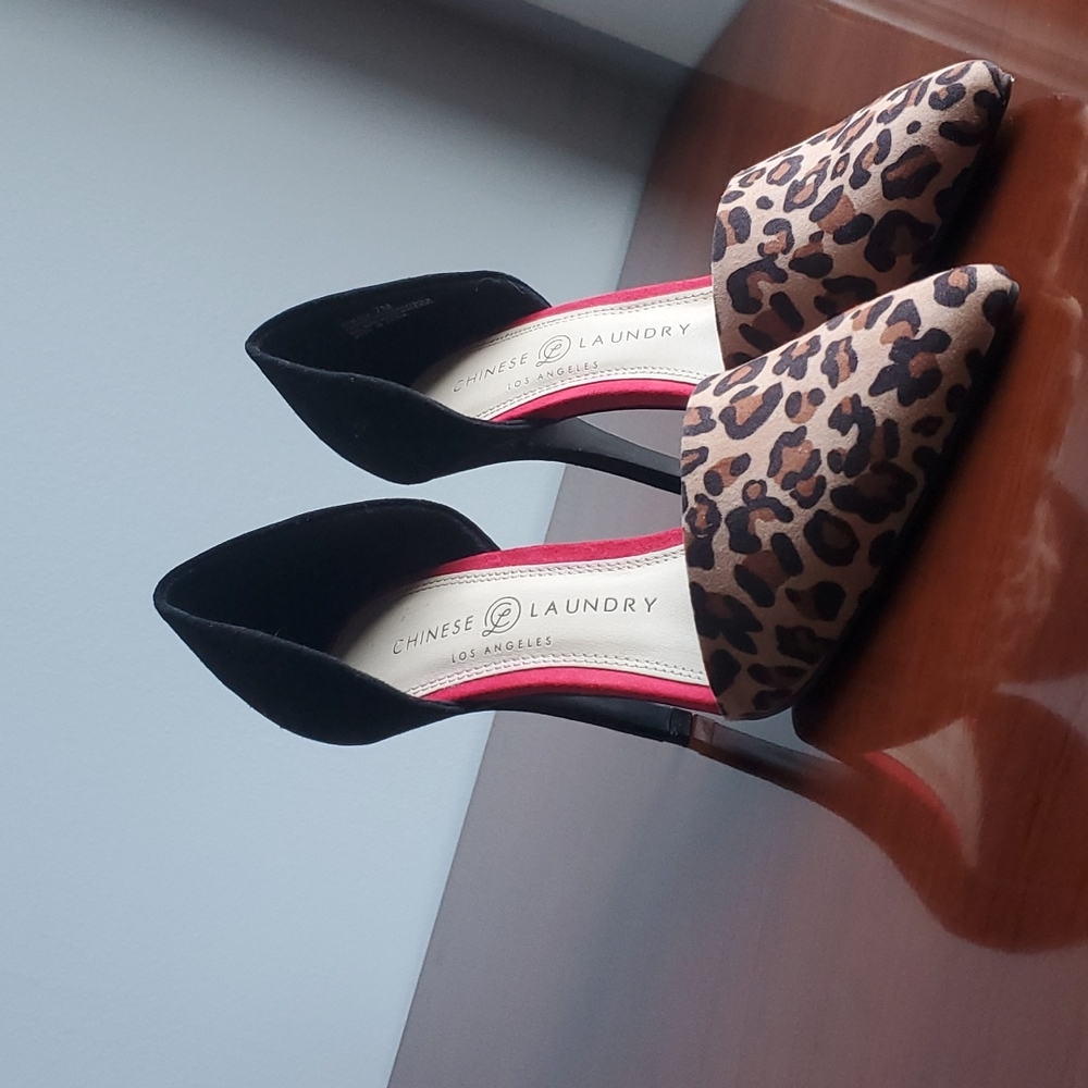 SIZE 7 Color block High Heels